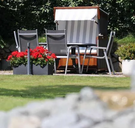 Haus Petje Апартаменты *